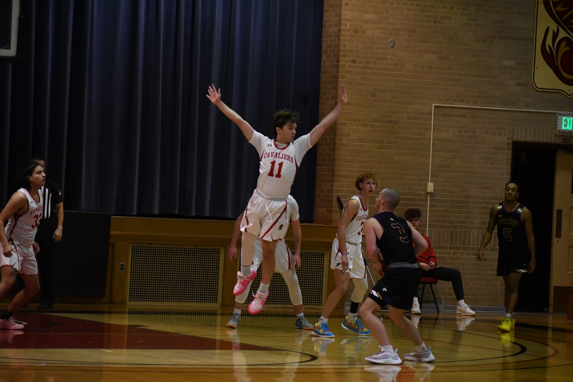 Western outlasts UW-Wausau