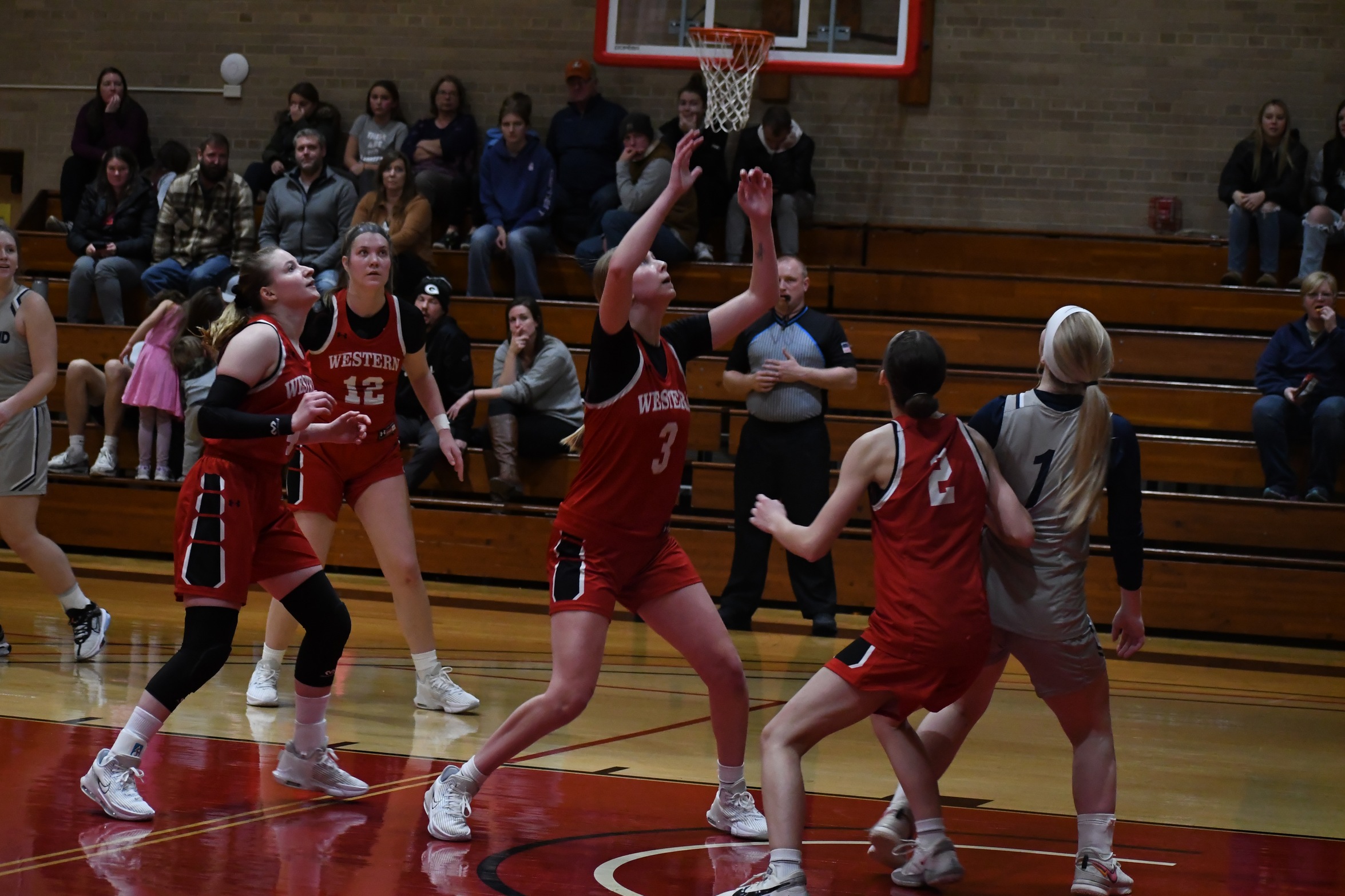 Cavaliers drop to Kirtland Community College
