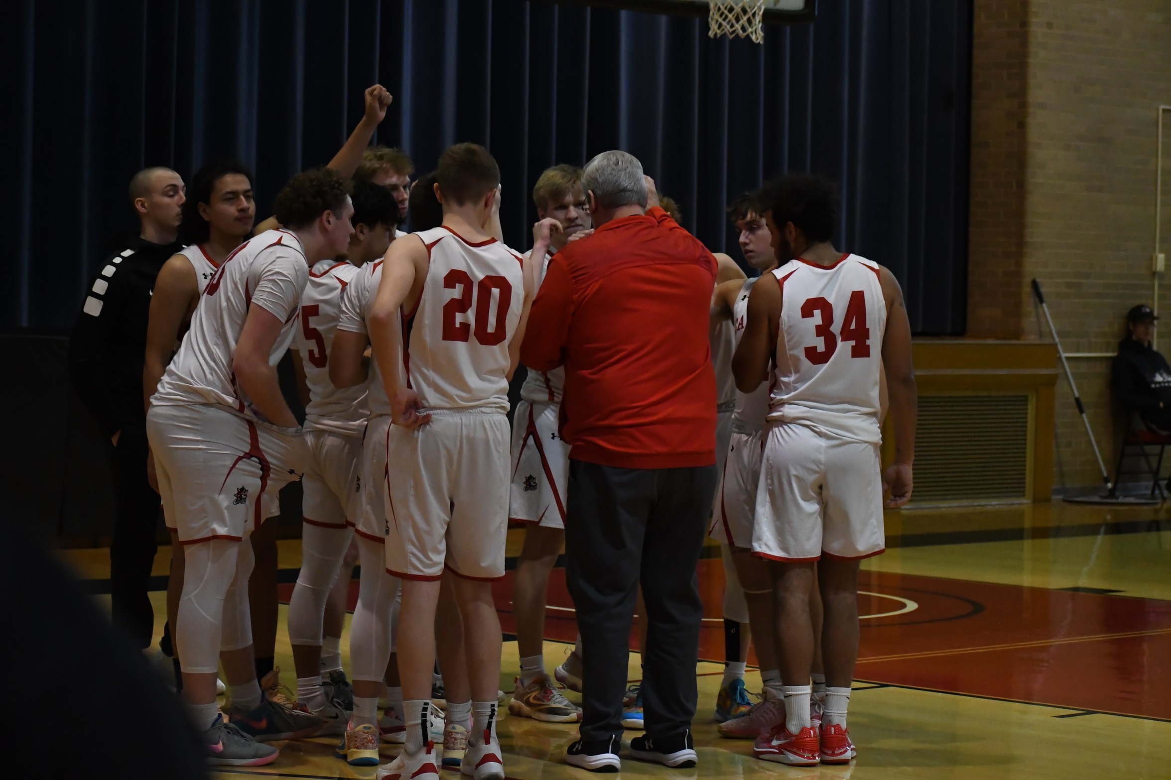Cavaliers unsuccessful against Minnesota West