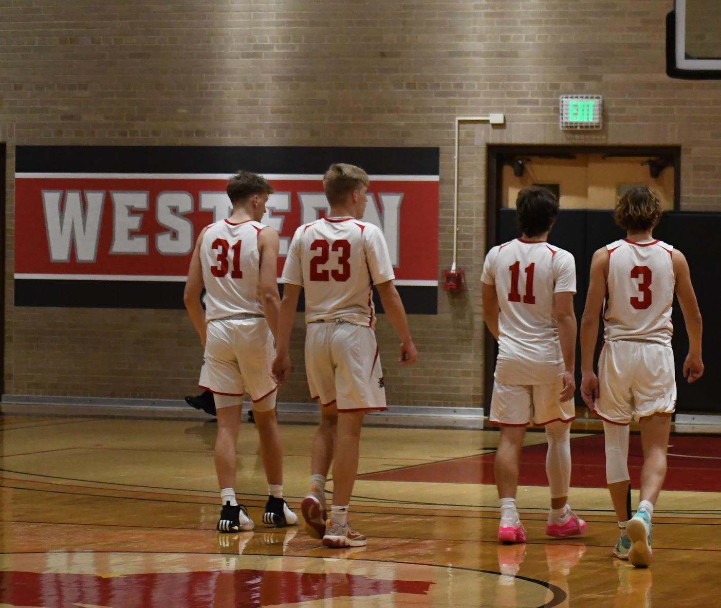 Western takes down UW Marshfield